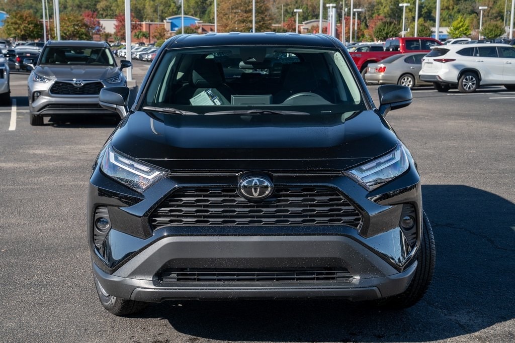 New 2025 Toyota RAV4 LE SUV