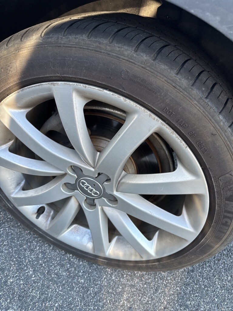 2013 Audi A4 2.0T Premium photo 4