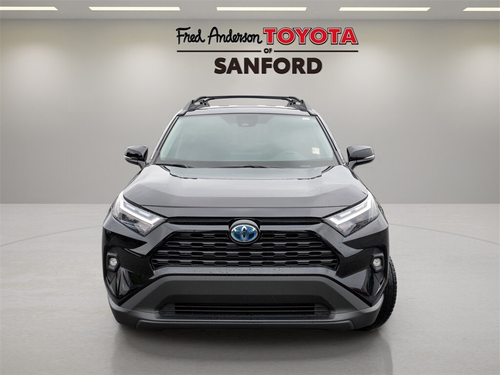 2024 Toyota RAV4 Hybrid photo 2