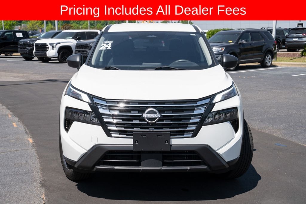 Used 2024 Nissan Rogue S SUV