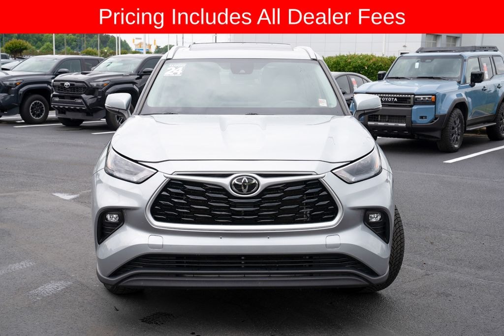 Used 2024 Toyota Highlander XLE SUV