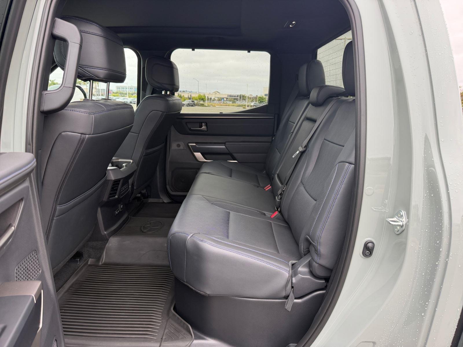 2026 Toyota Tundra Platinum - Photo 18