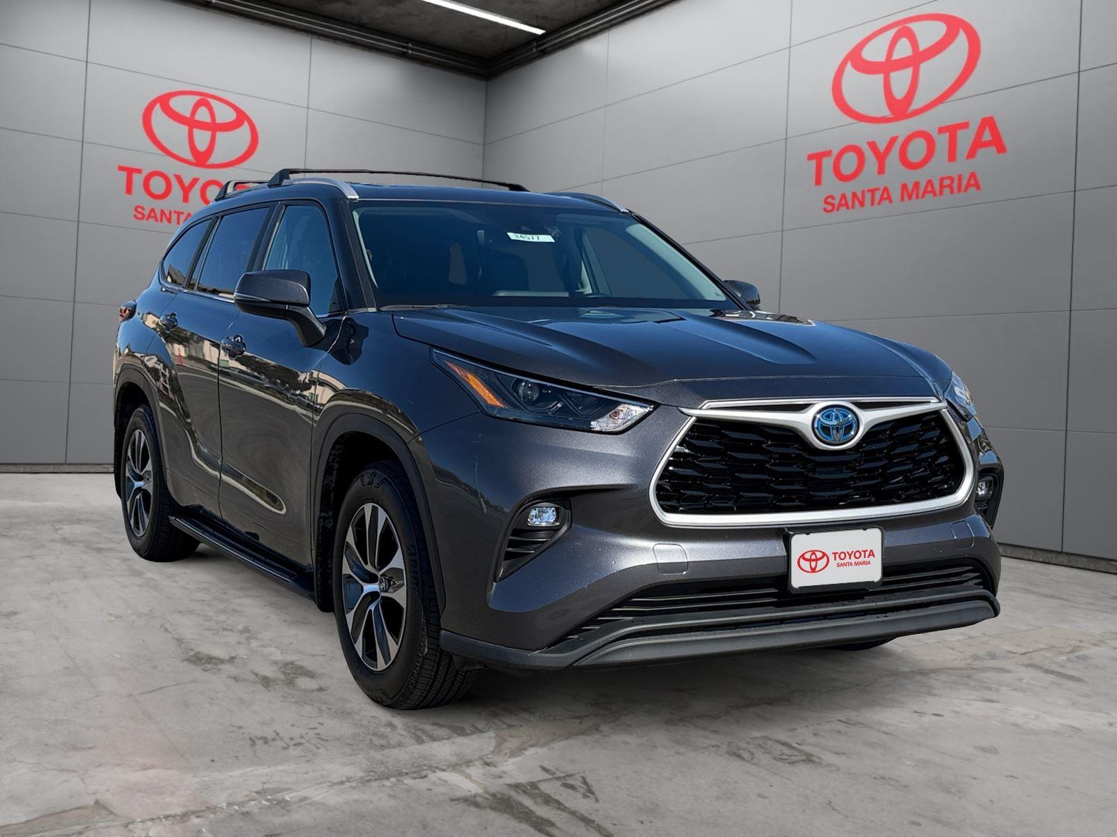 2023 Toyota Highlander Hybrid SUV 
