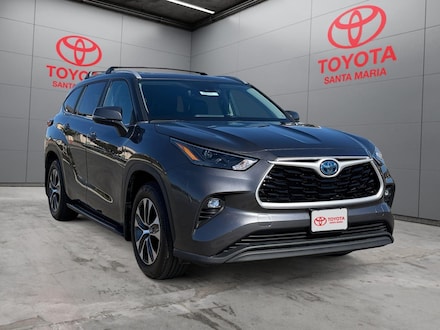 2023 Toyota Highlander Hybrid XLE SUV