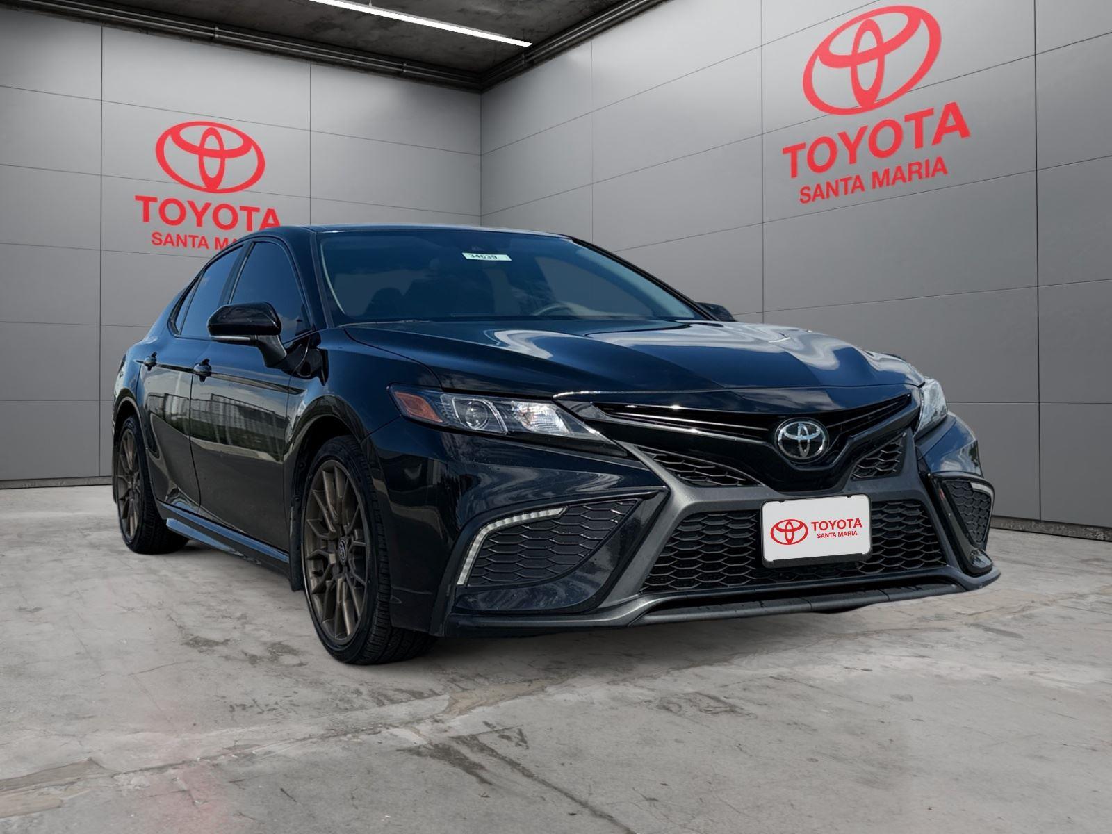 2023 Toyota Camry Sedan 