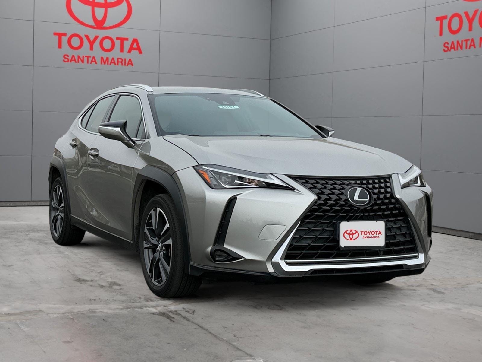 2019 Lexus UX 200 200 FWD's photo