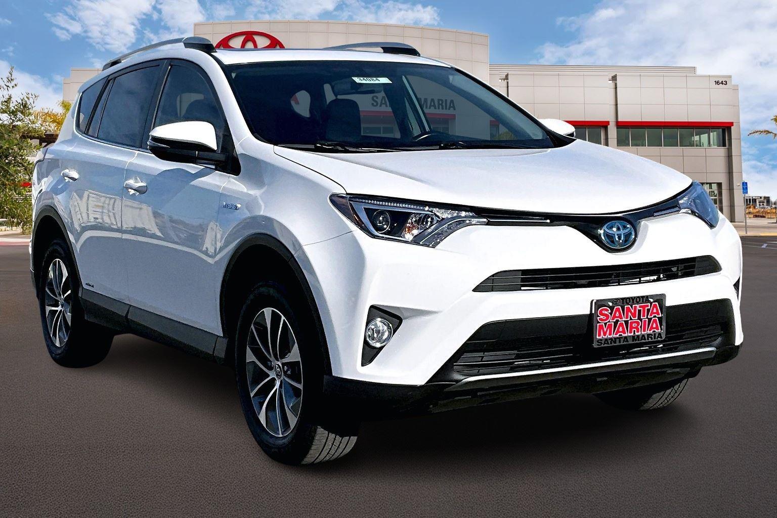 2016 Toyota RAV4 XLE's photo