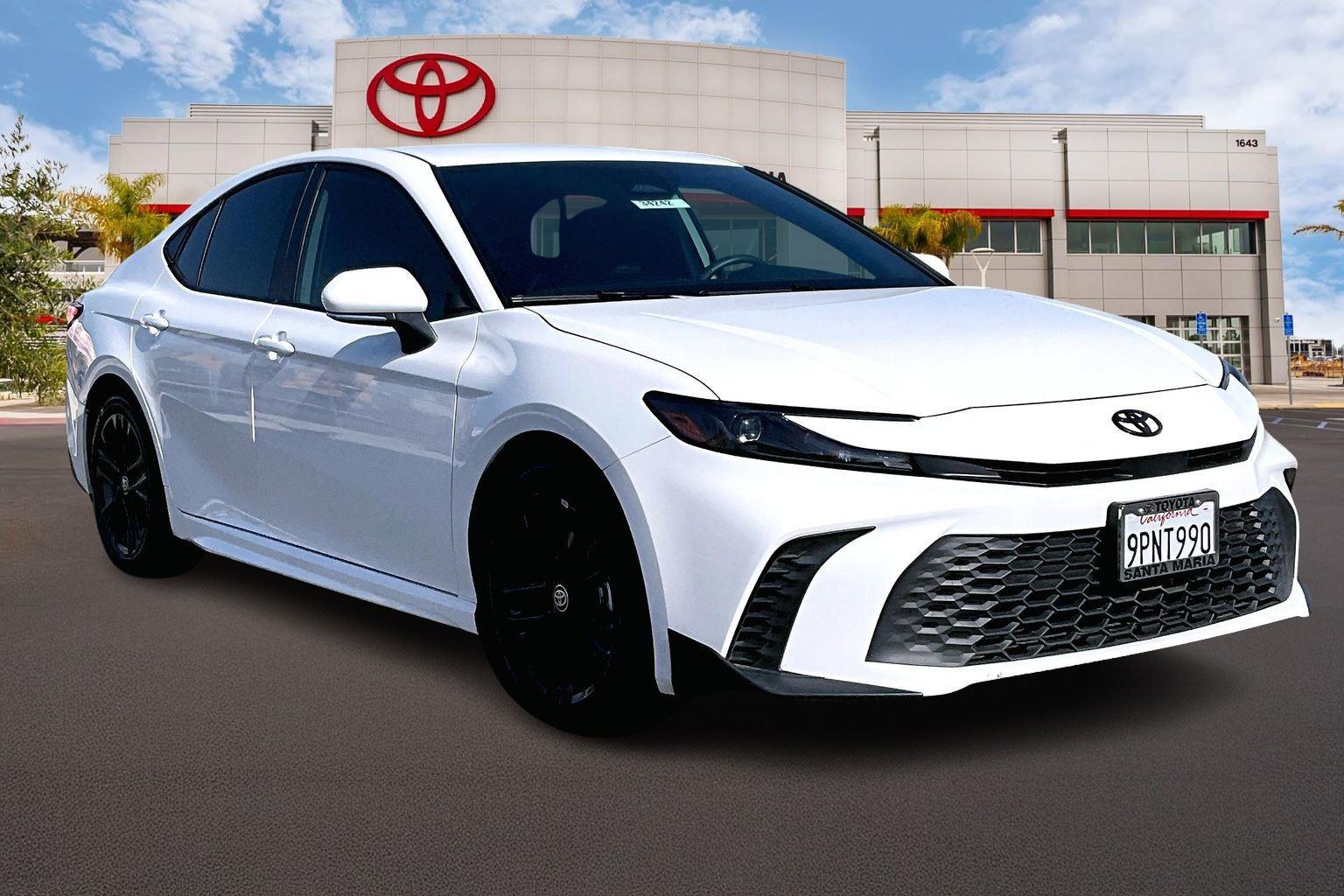 2025 Toyota Camry Sedan 