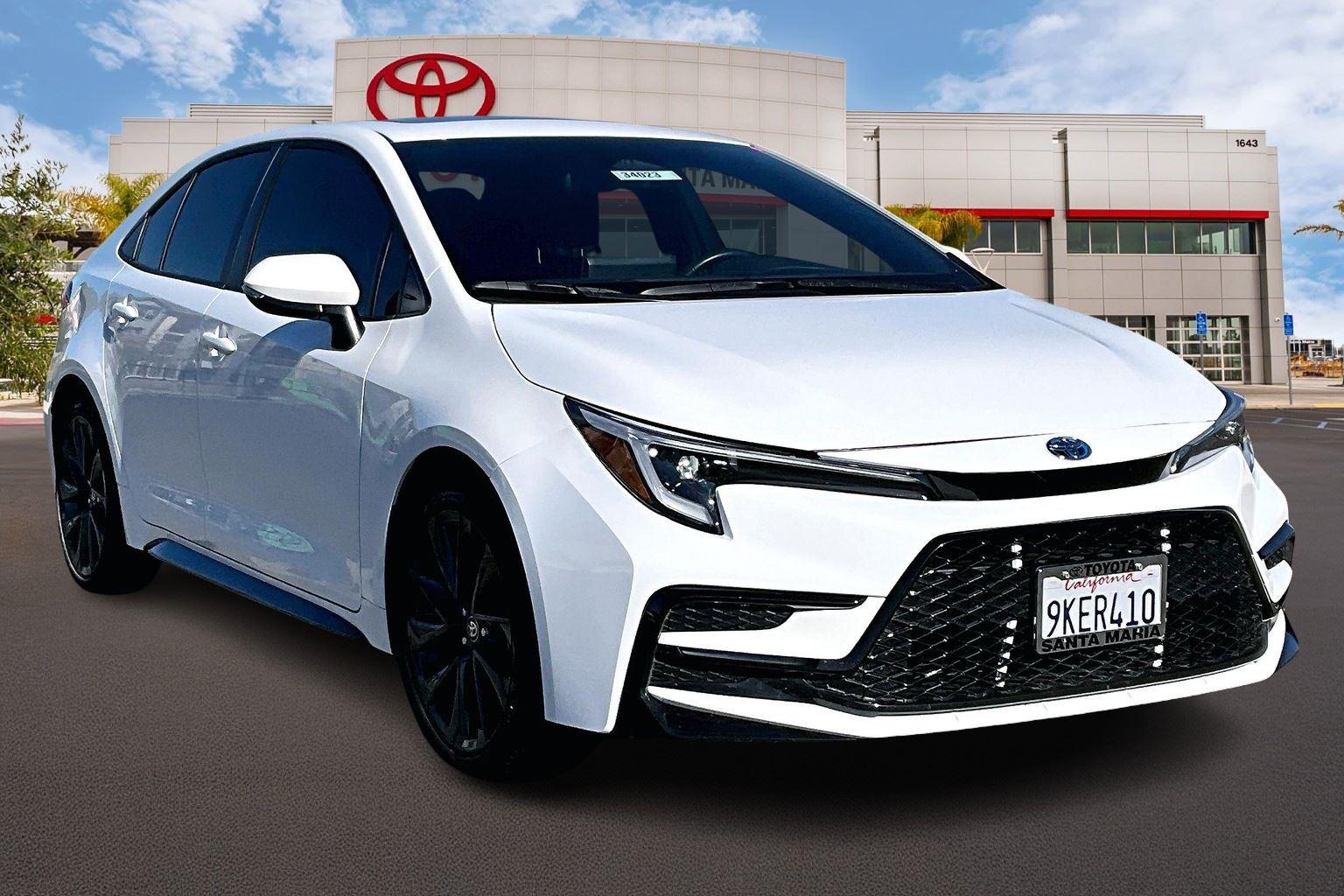 2024 Toyota Corolla SE's photo