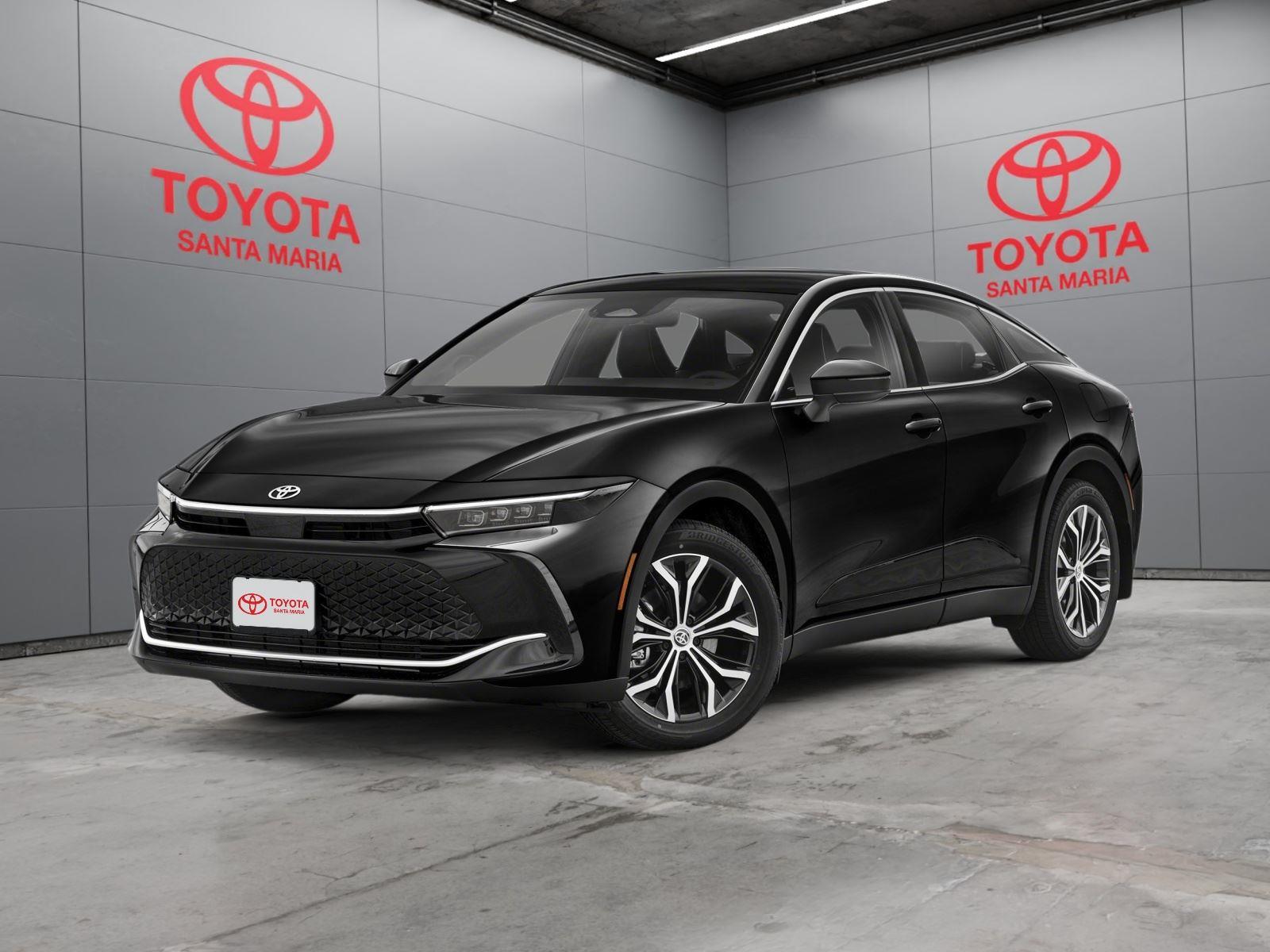 2023 Toyota Crown Limited AWD's photo