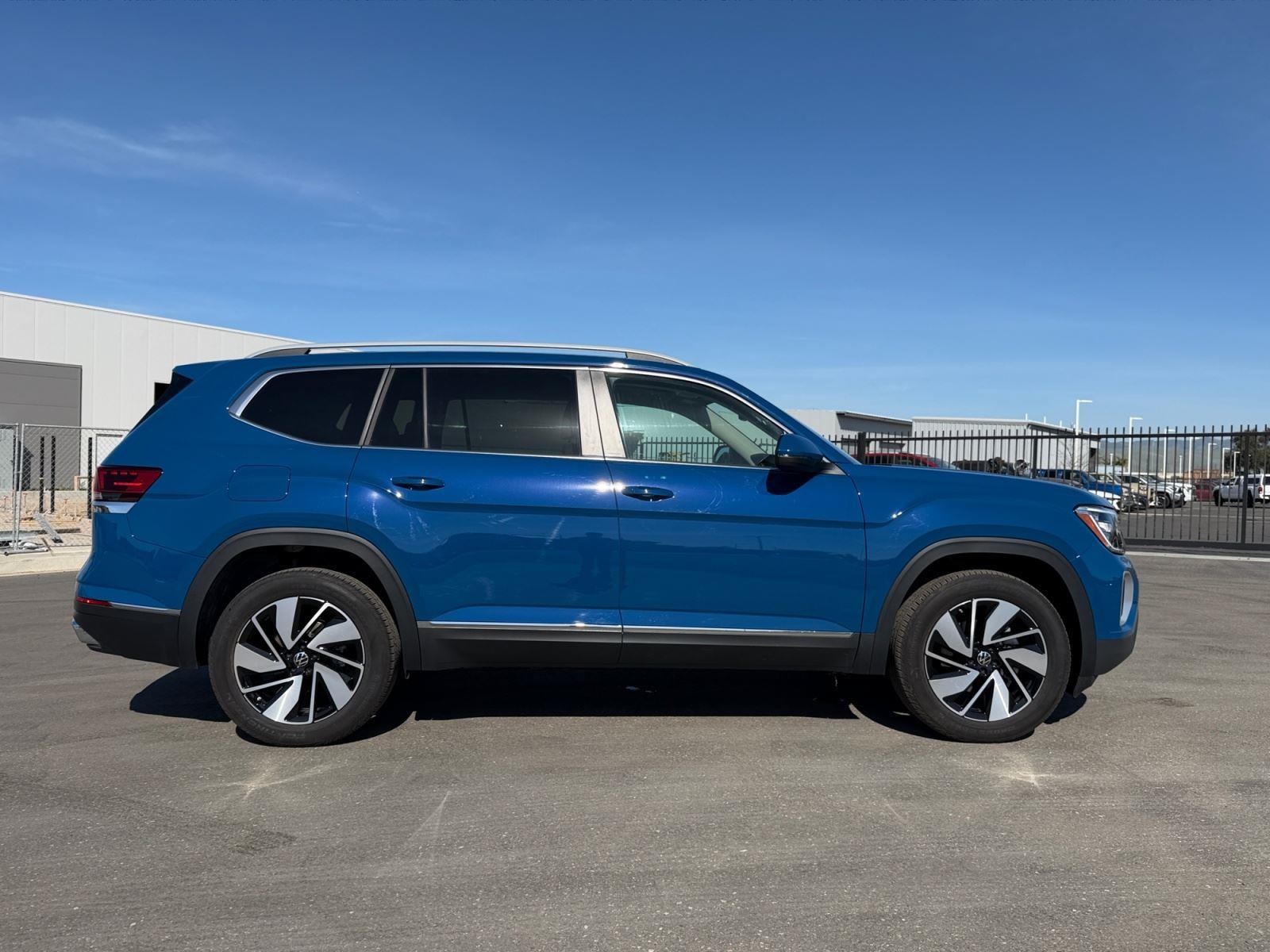 2025 Volkswagen Atlas SEL - Photo 22