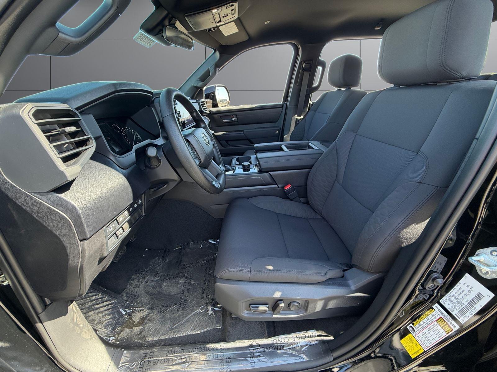 2026 Toyota Tundra SR5 - Photo 17
