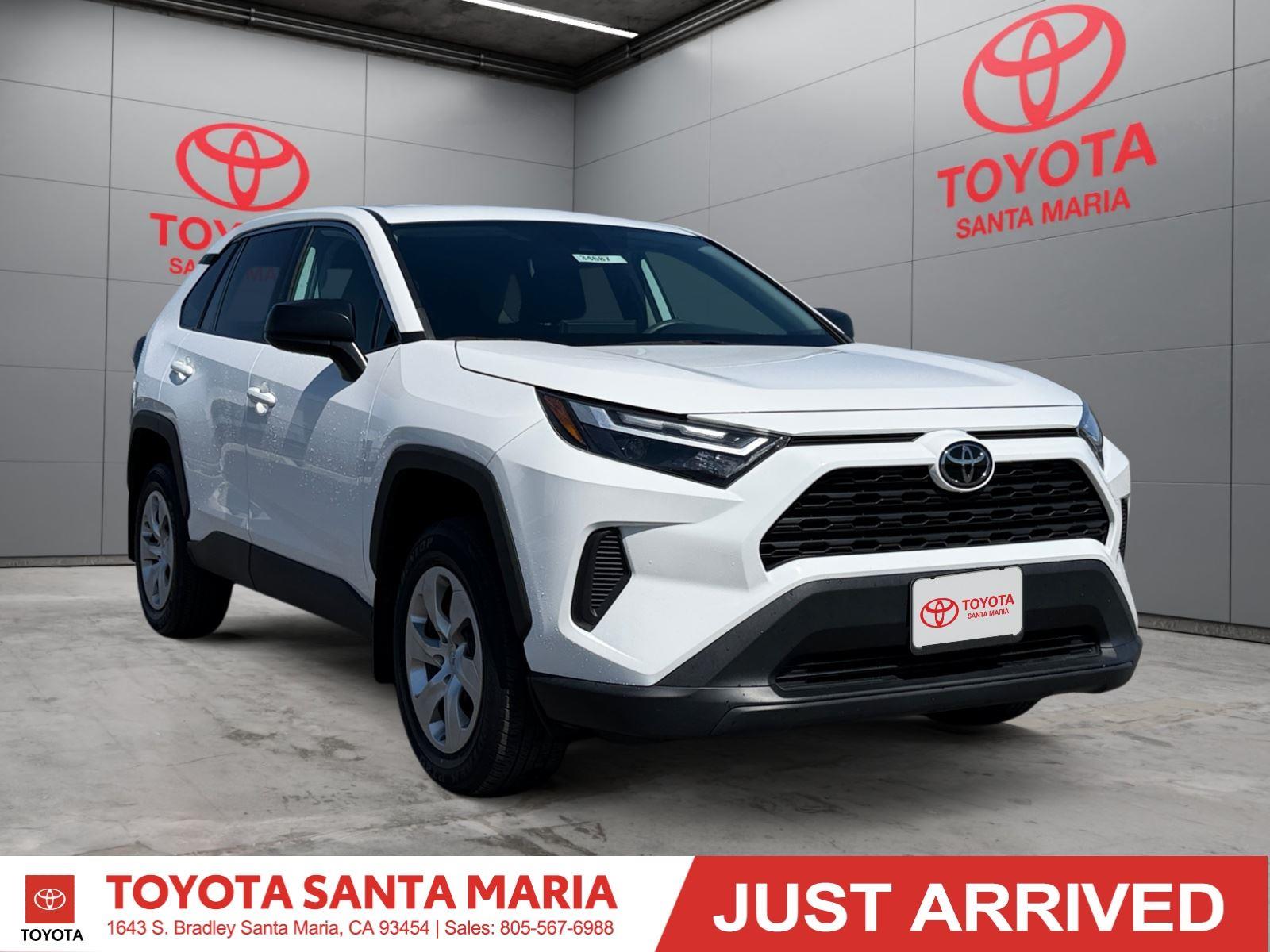 2023 Toyota RAV4 LE FWD's photo