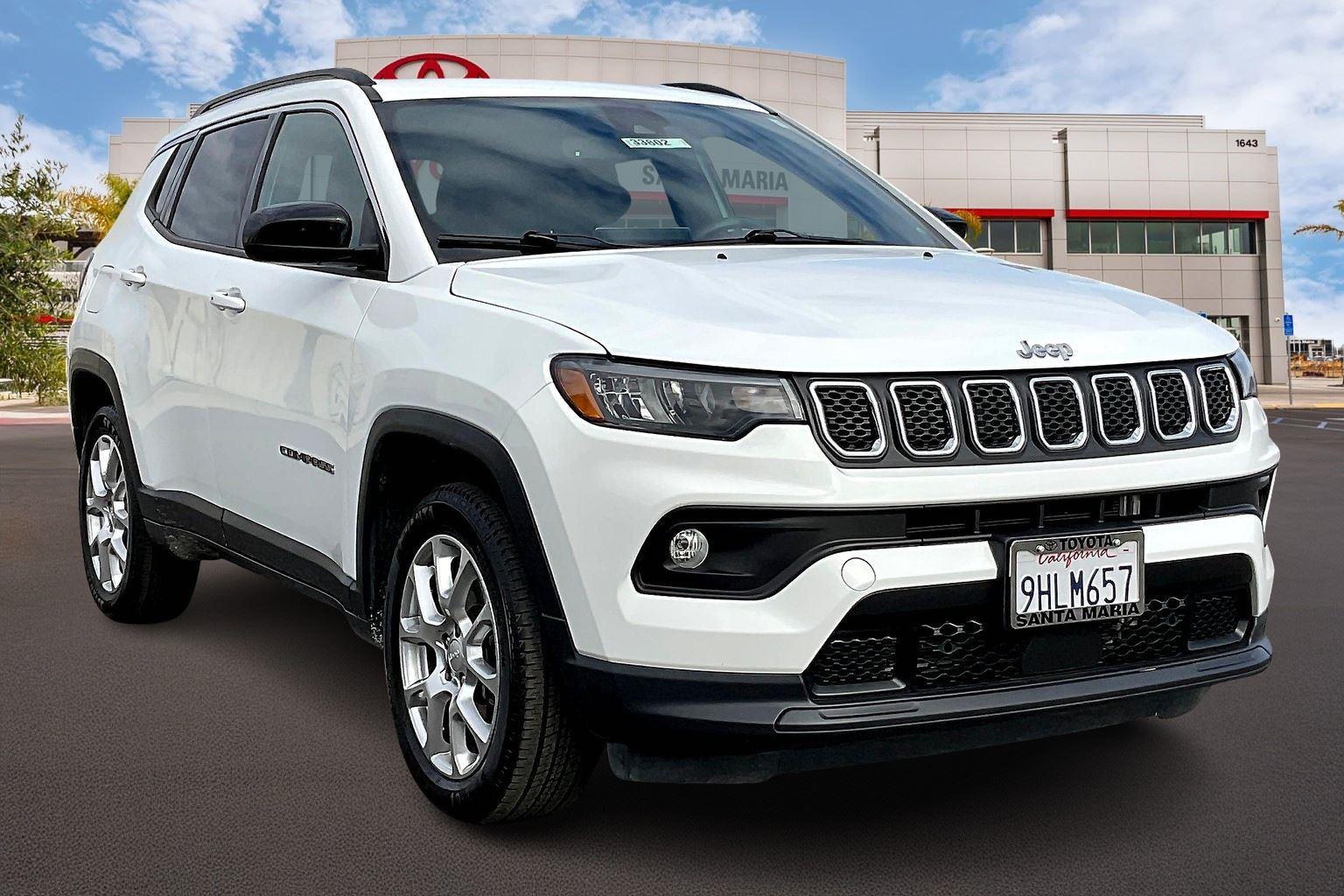 2023 Jeep Compass Latitude Lux