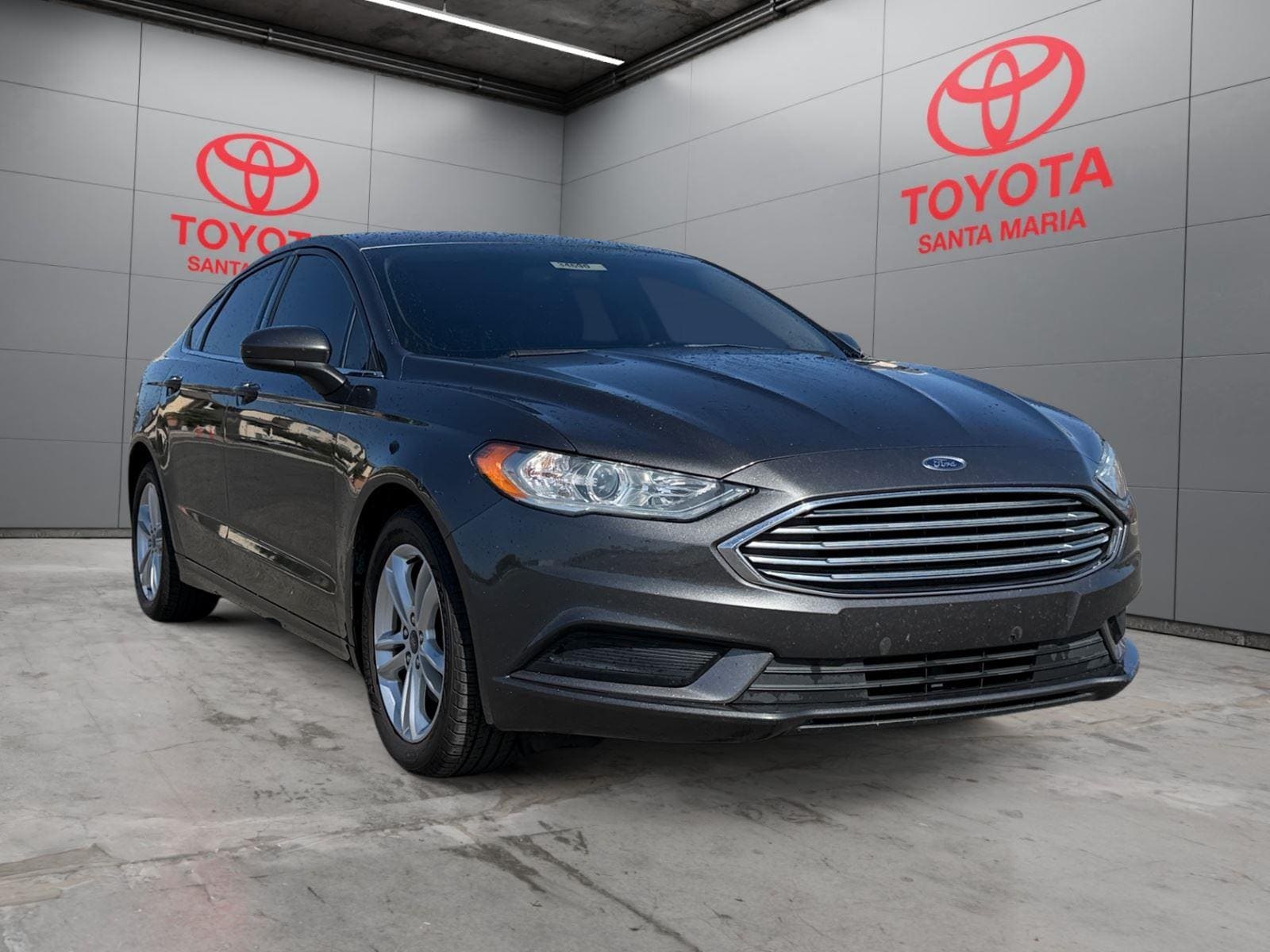 2018 Ford Fusion SE FWD's photo