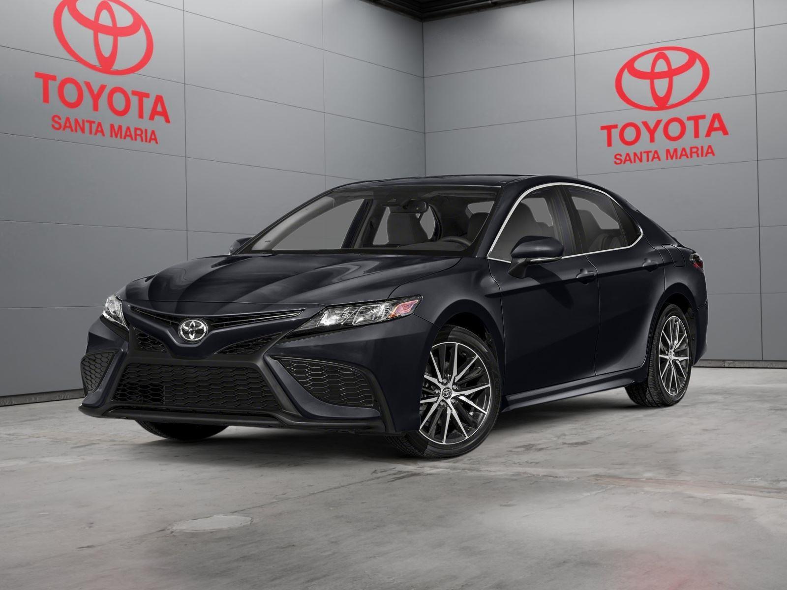 2023 Toyota Camry SE's photo