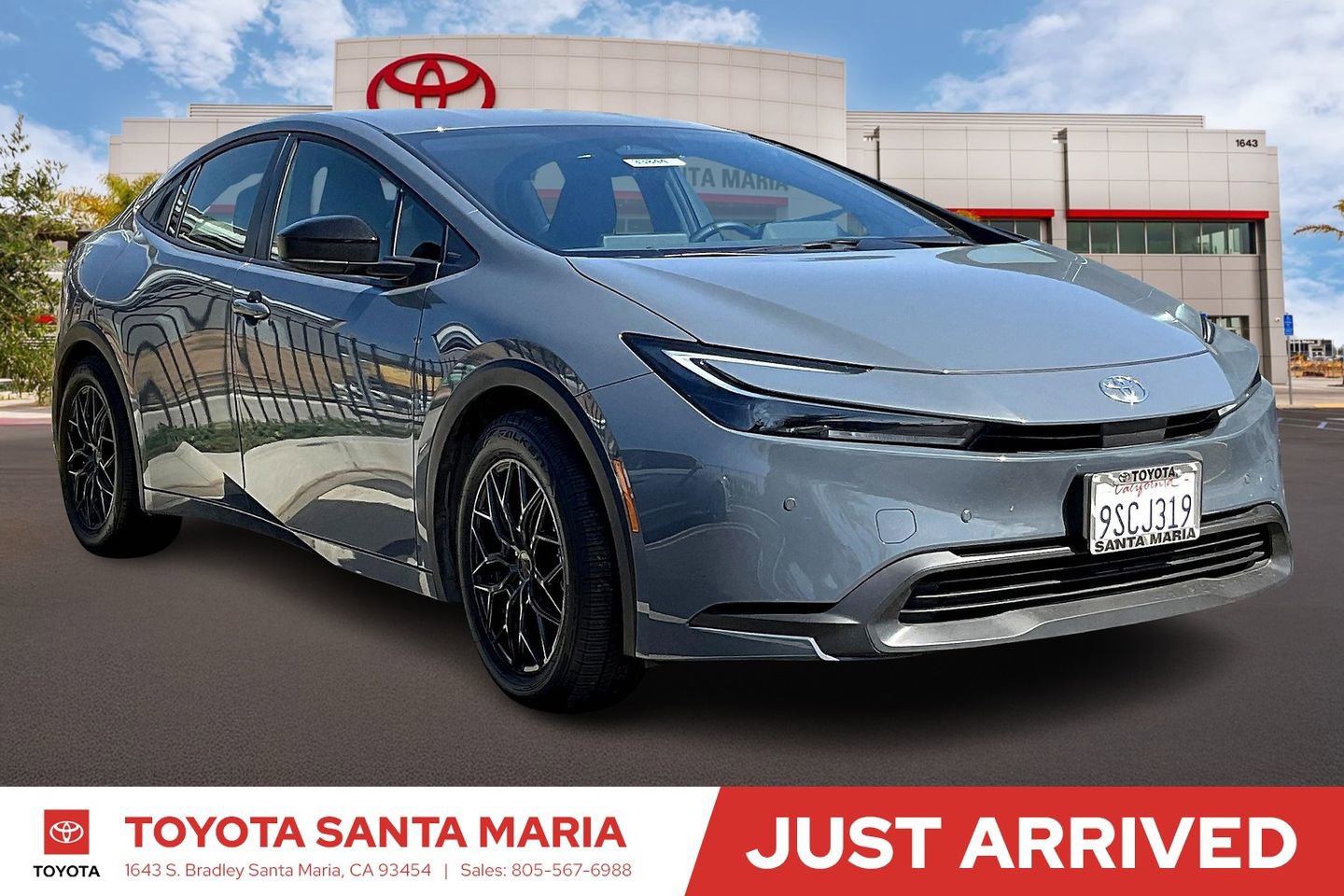 2024 Toyota Prius Hatchback 