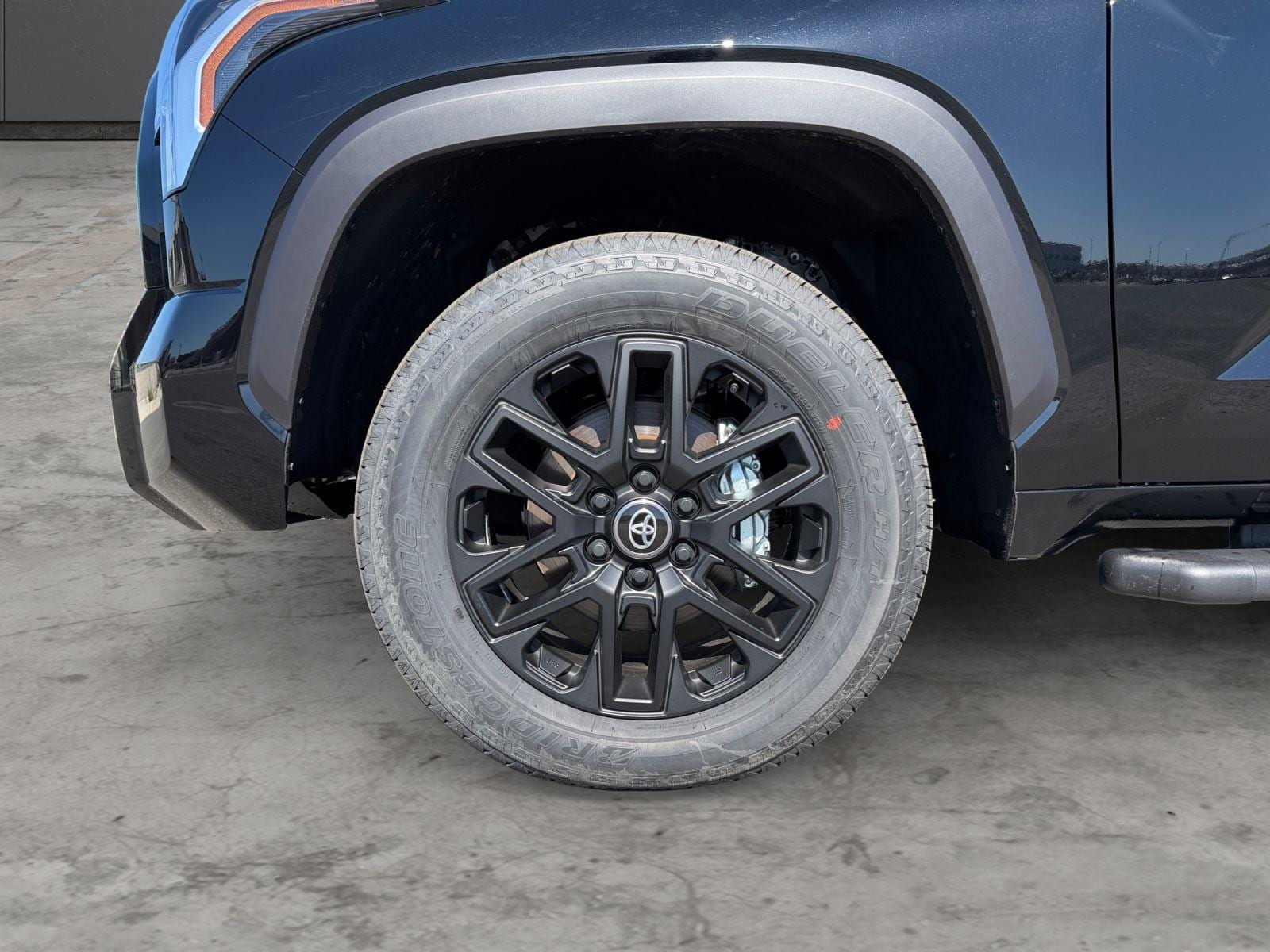 2026 Toyota Tundra SR5 - Photo 9