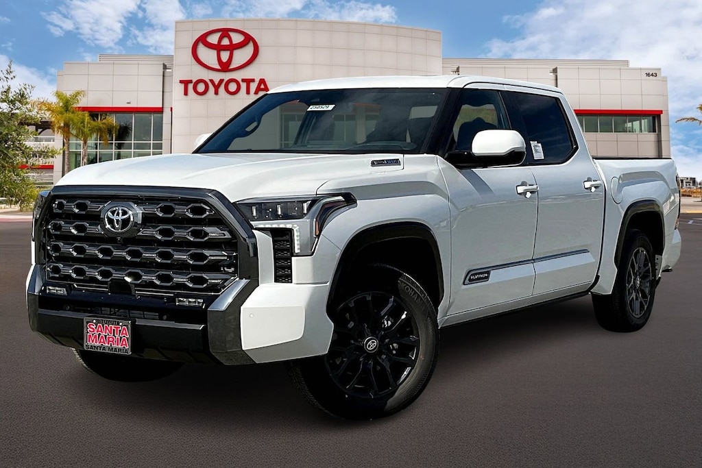 New 2025 Toyota Tundra i-FORCE MAX Platinum PLATINUM CREWMAX 5.5
