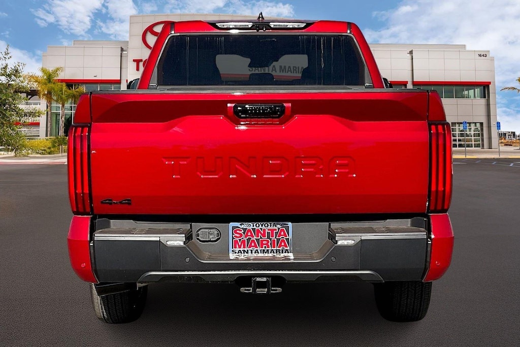 New 2026 Toyota Tundra Limited LIMITED CREWMAX 5.5