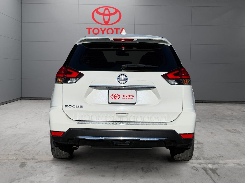 Used 2017 Nissan Rogue S SUV