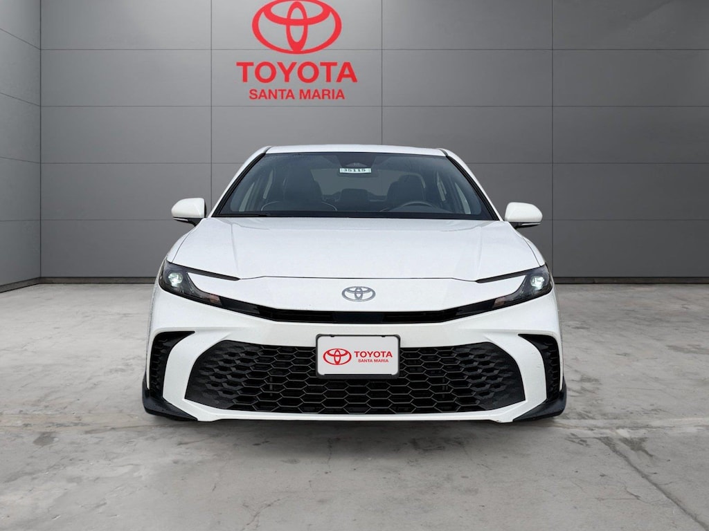 Used 2026 Toyota Camry SE Sedan