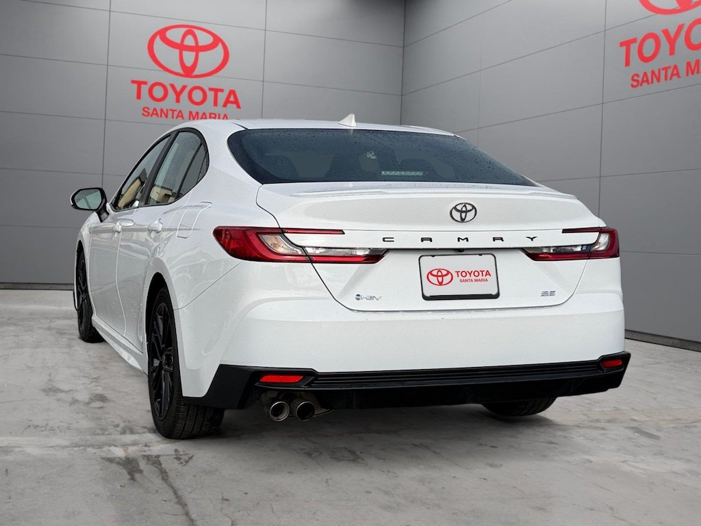 Used 2026 Toyota Camry SE Sedan