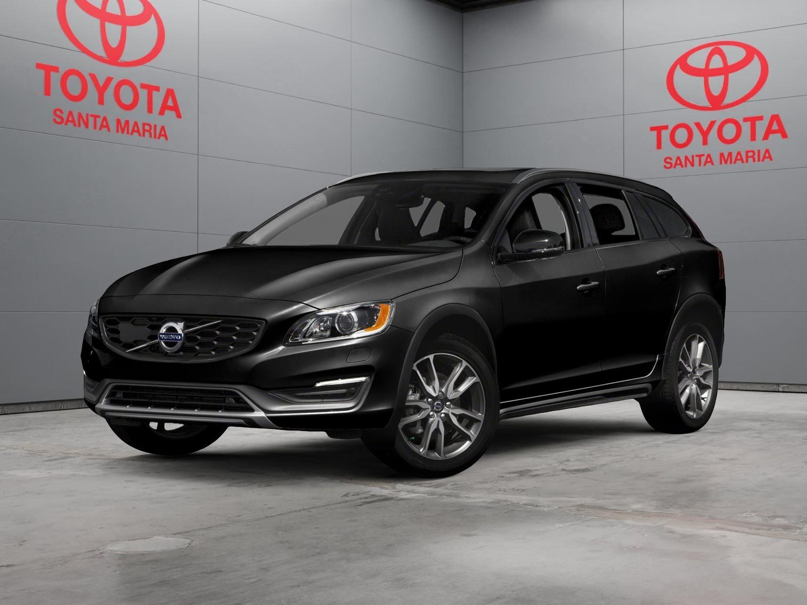 2018 Volvo V60 T5 AWD Cross Country's photo