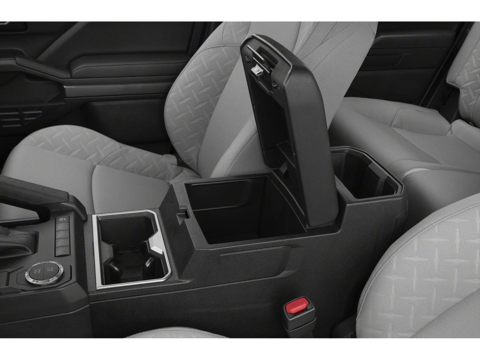 2026 Toyota Tacoma SR5 - Photo 9