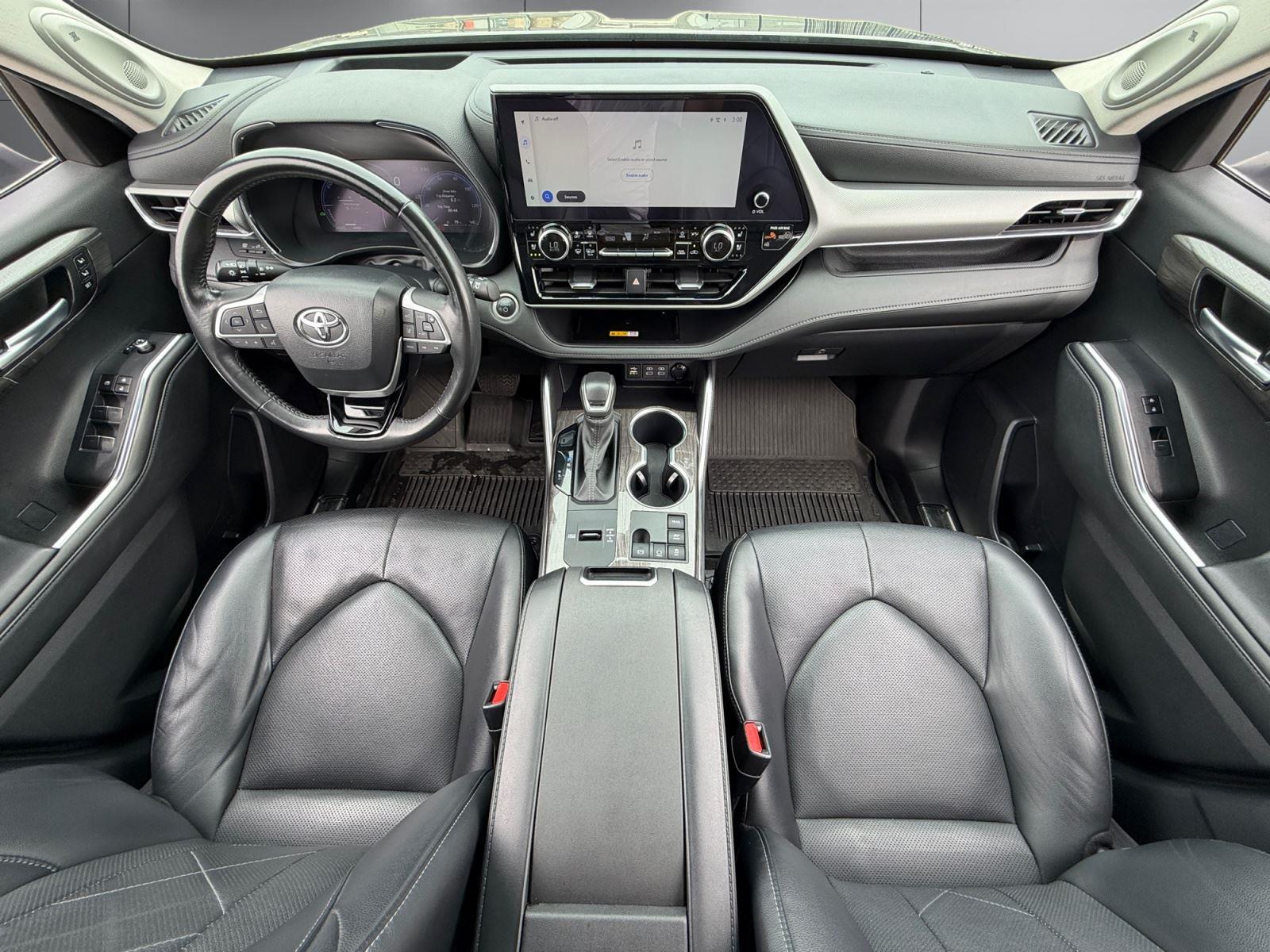 2024 Toyota Highlander Platinum - Photo 12
