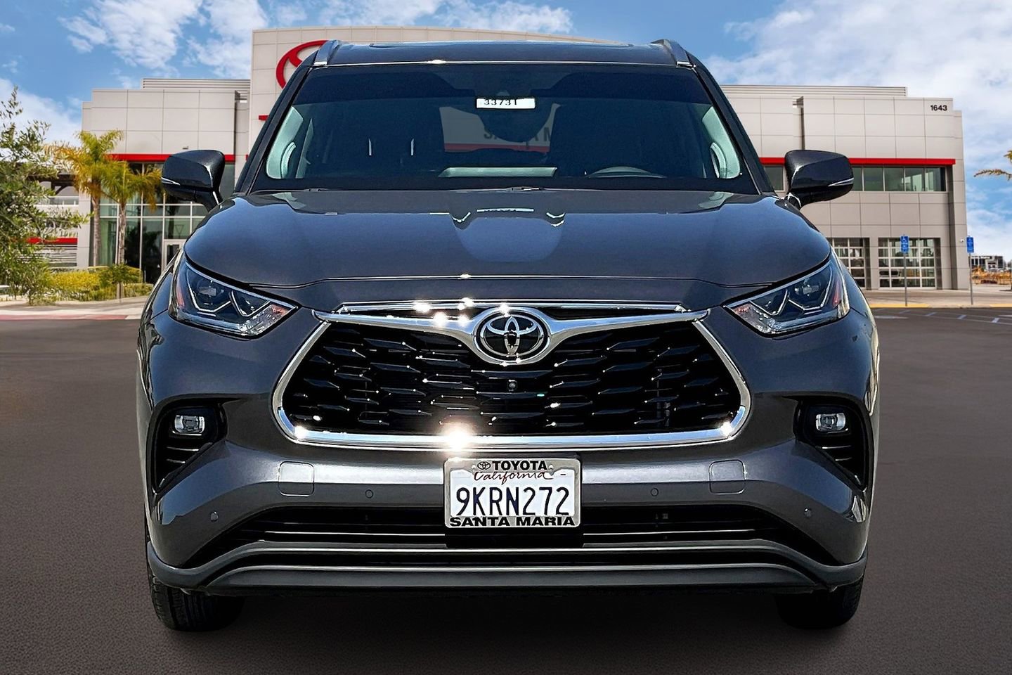 2024 Toyota Highlander Limited photo 3