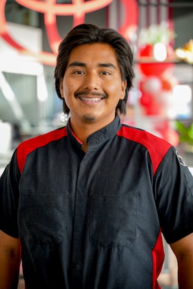 Staff member Ronaldo Flores from ID_389cf0c385f2