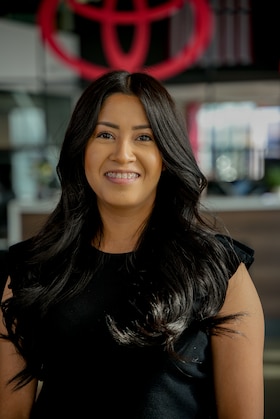Staff member Janely Alvarado from ID_144b1cf82c9d