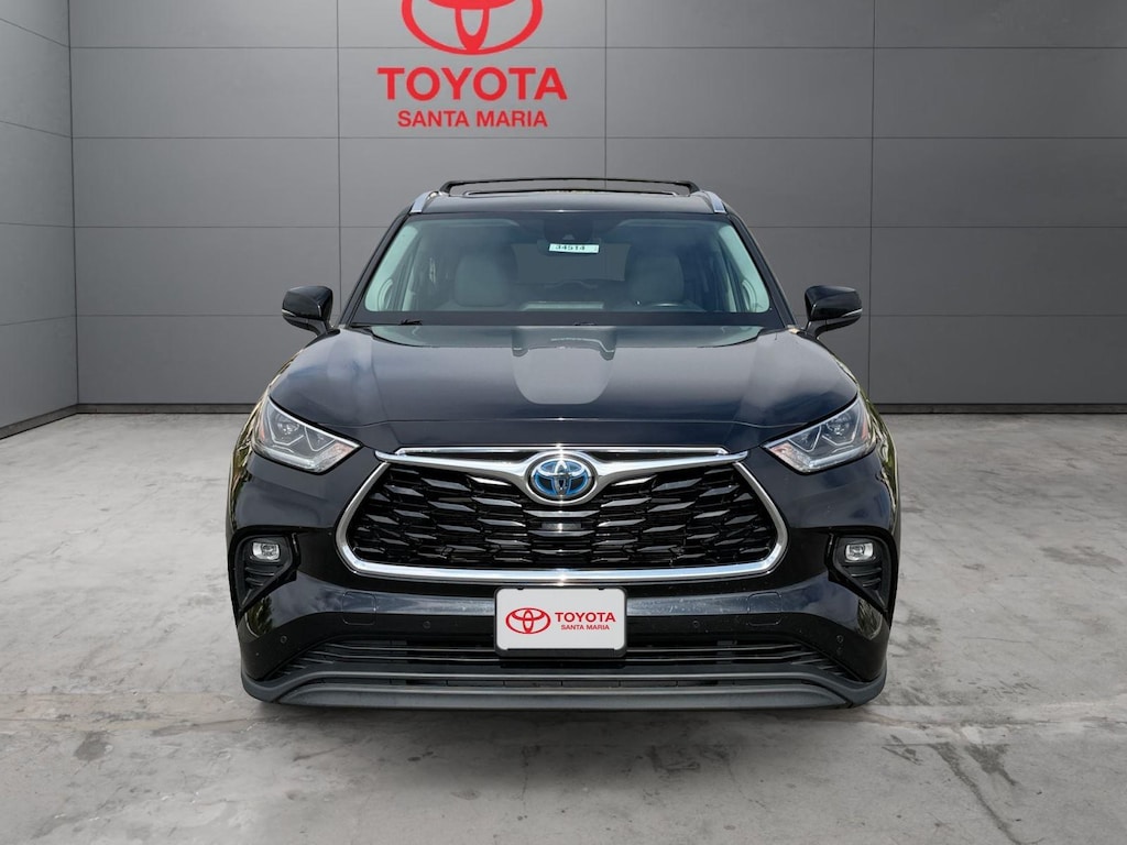Used 2022 Toyota Highlander Hybrid Limited SUV