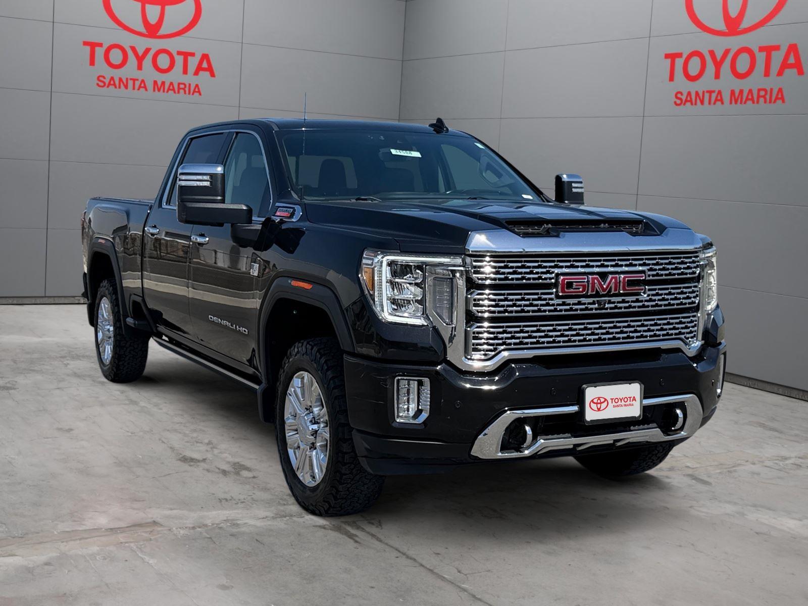 2022 GMC Sierra 4WD Crew Cab Standard Box Denali's photo