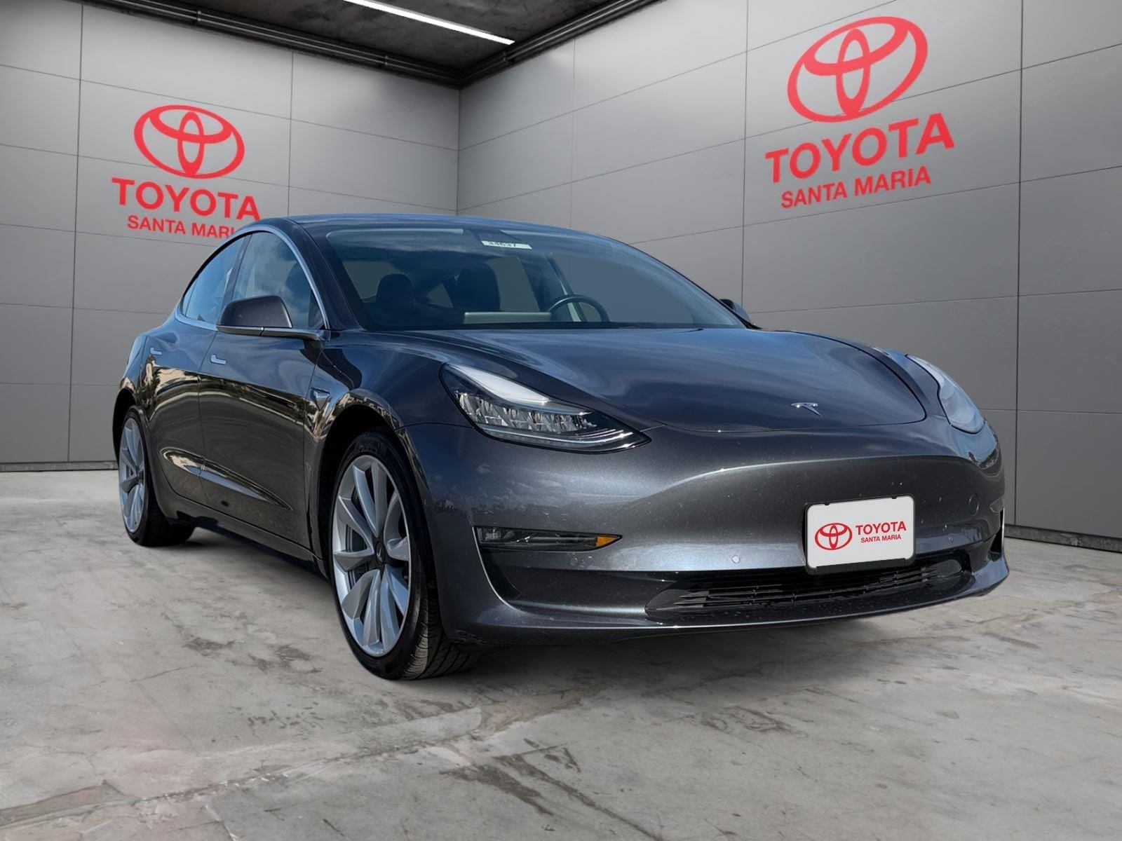 2018 Tesla Model 3 Long Range Dual Motor All-Wheel Drive's photo