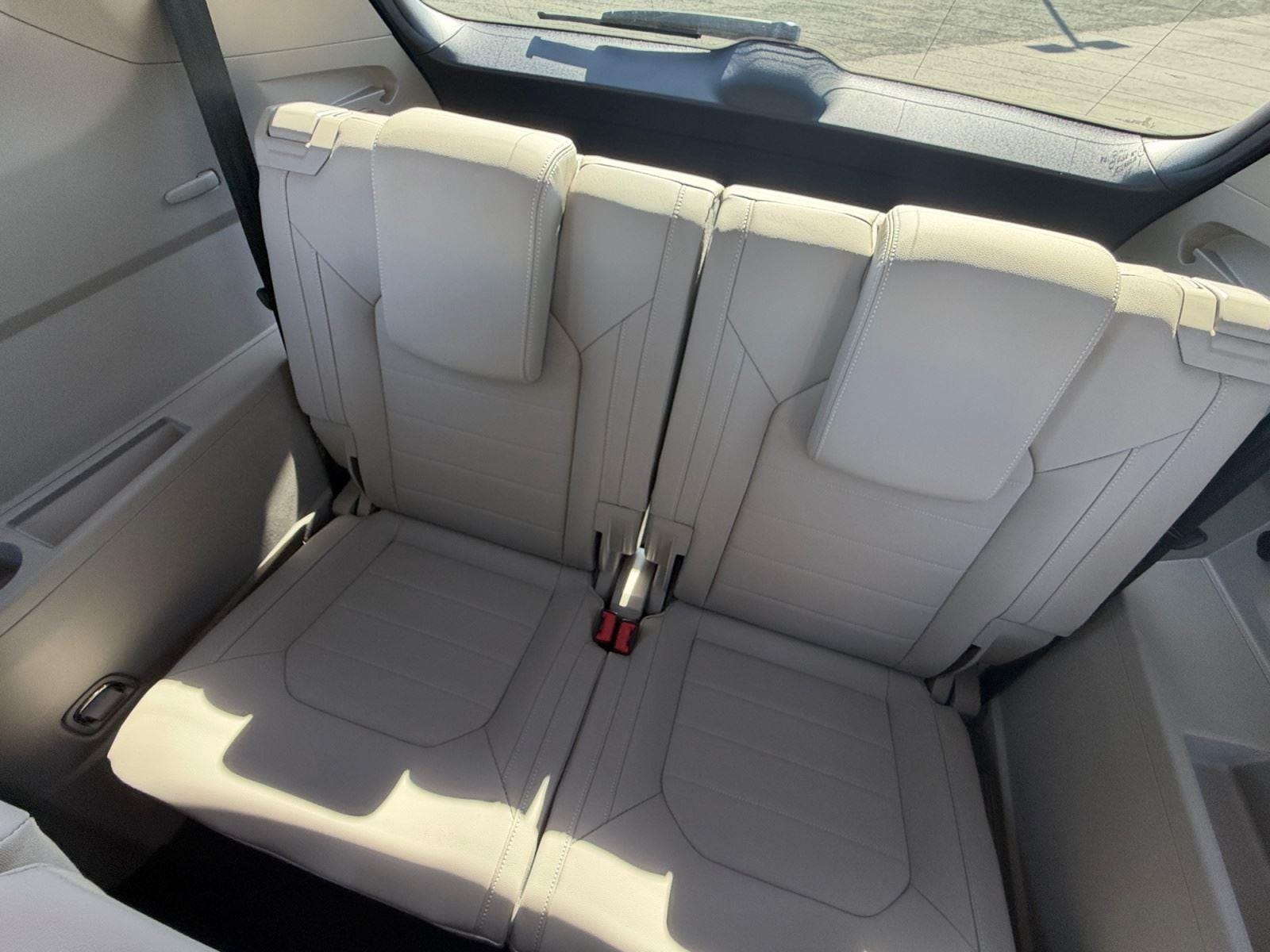 2025 Volkswagen Atlas SEL - Photo 24