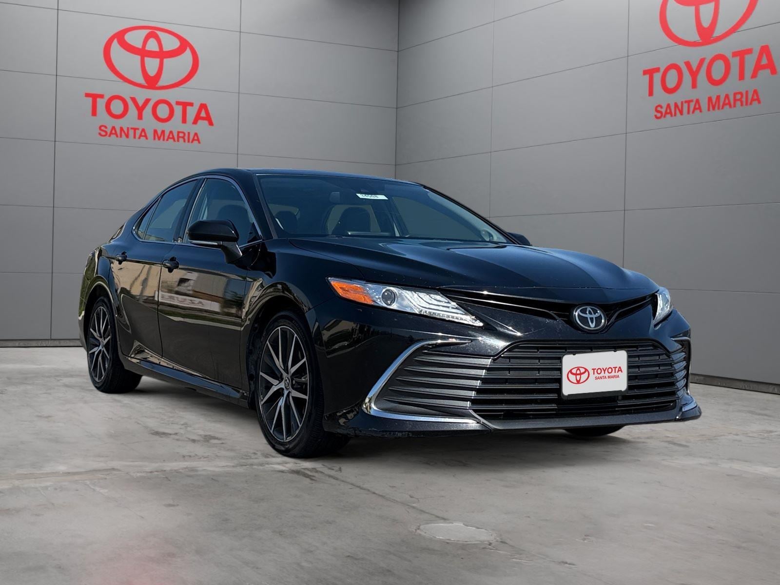 2022 Toyota Camry Sedan 