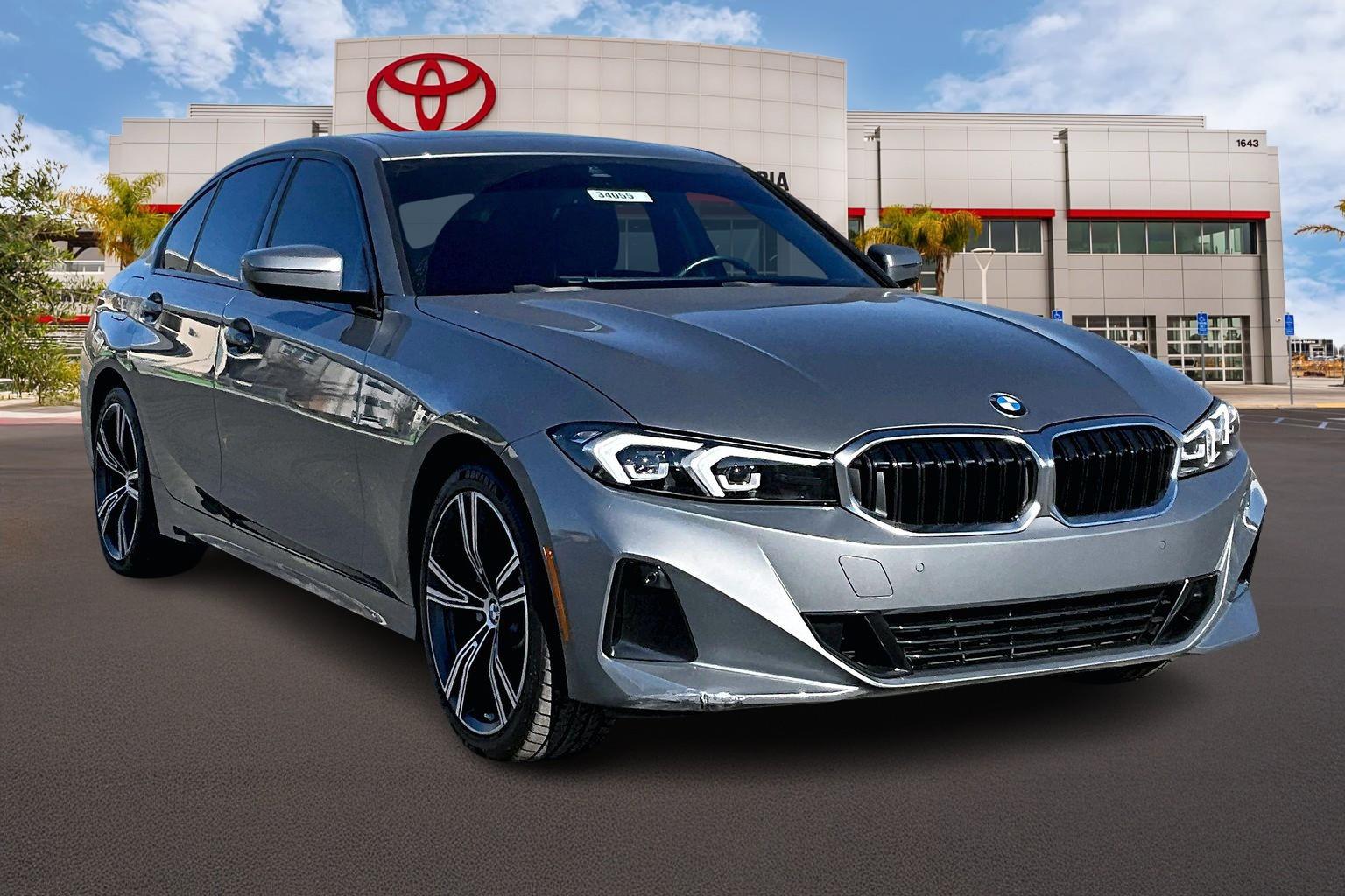 2023 BMW 3 Series 330i's photo