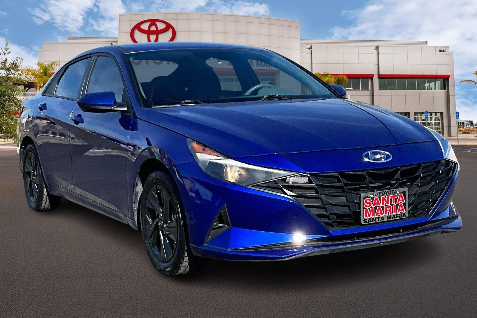2023 Hyundai Elantra Blue's photo