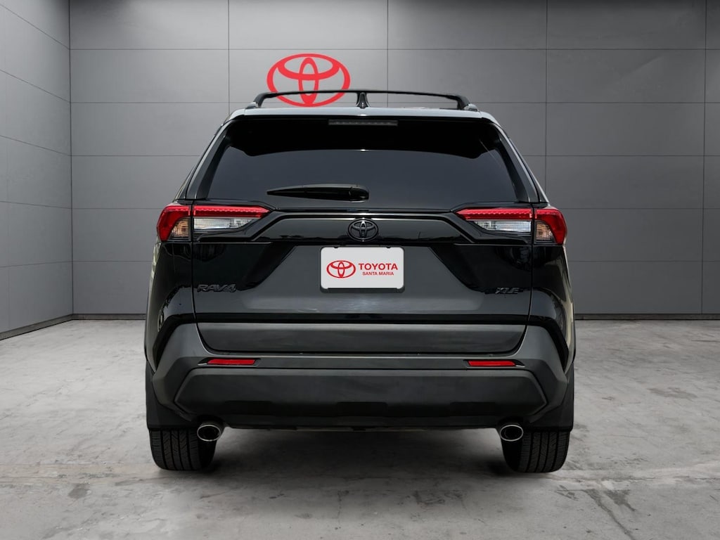 Used 2022 Toyota RAV4 XLE Premium SUV