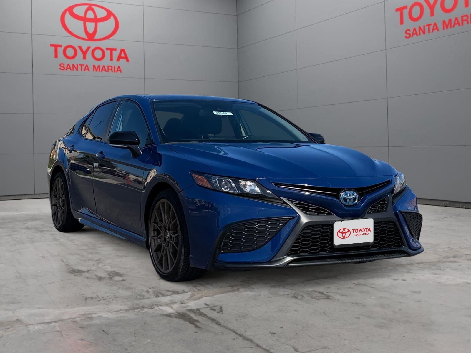 2024 Toyota Camry Hybrid Sedan 
