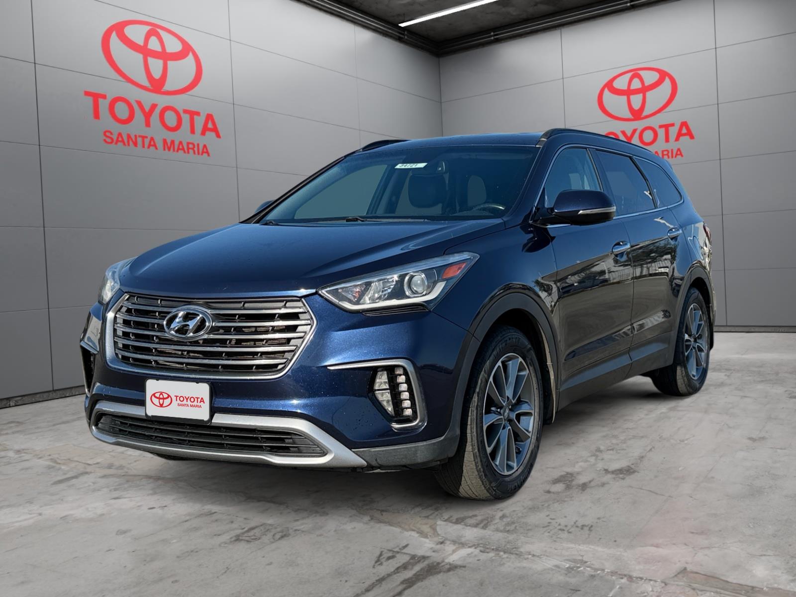 2017 Hyundai Santa Fe SE FWD's photo