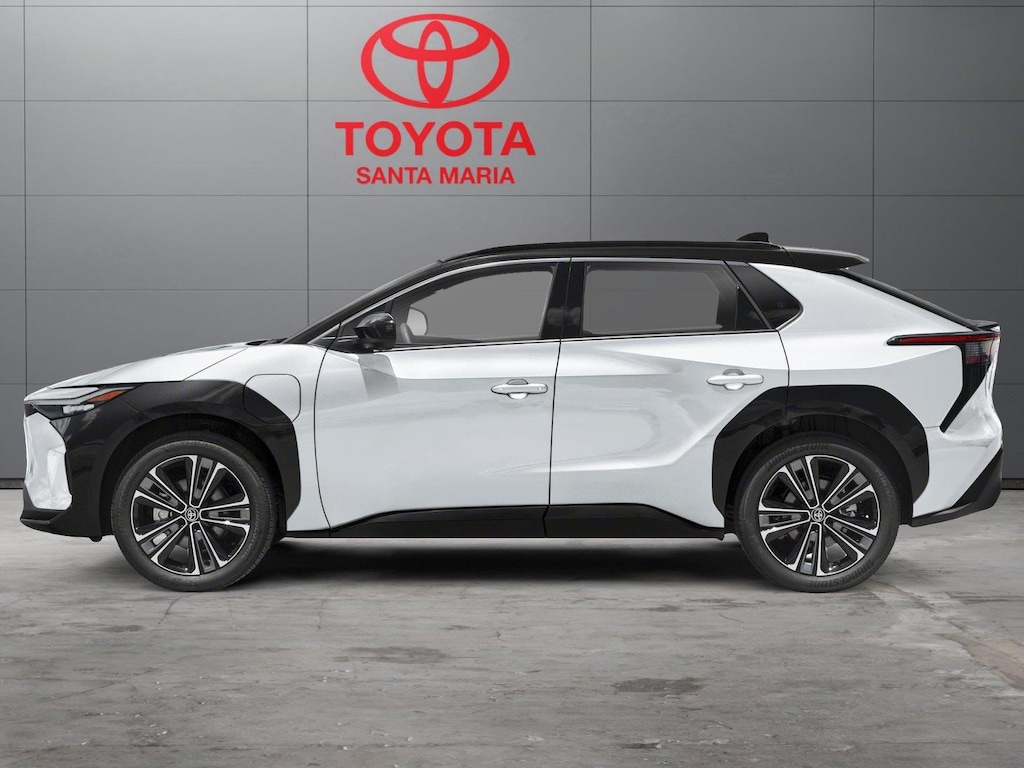 Used 2023 SUV