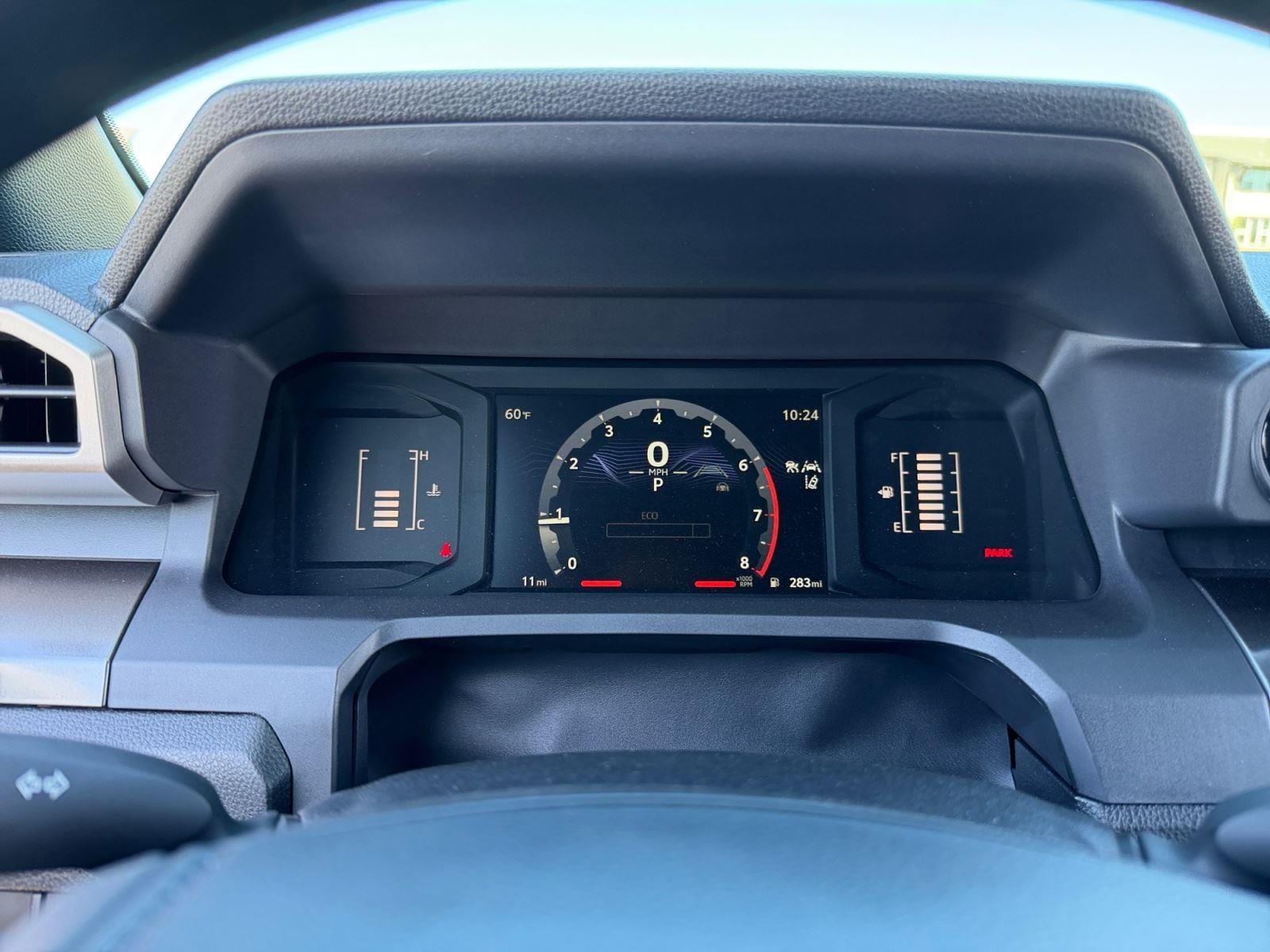 2026 Toyota Tacoma SR5 - Photo 13
