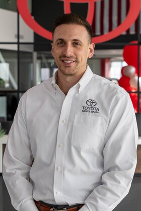 Staff member Jared Perry from ID_87227e1a1399