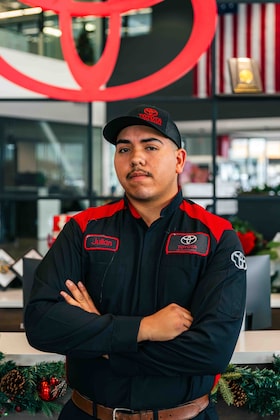 Staff member Julian Castillo from ID_389cf0c385f2