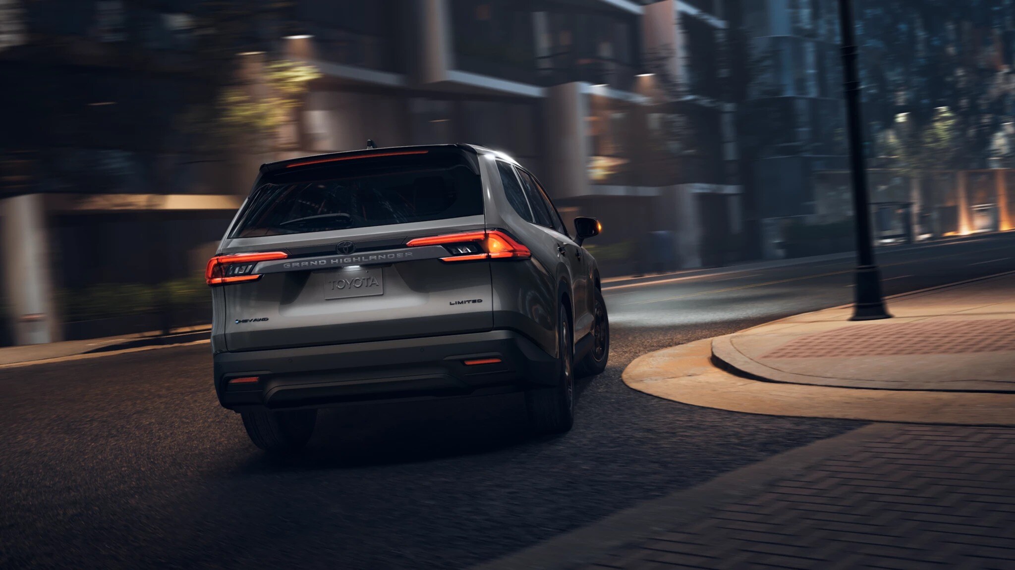 2025 Toyota Grand Highlander Hybrid Performance