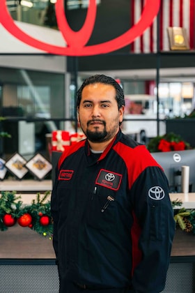 Staff member Marcos Montenegro from ID_389cf0c385f2