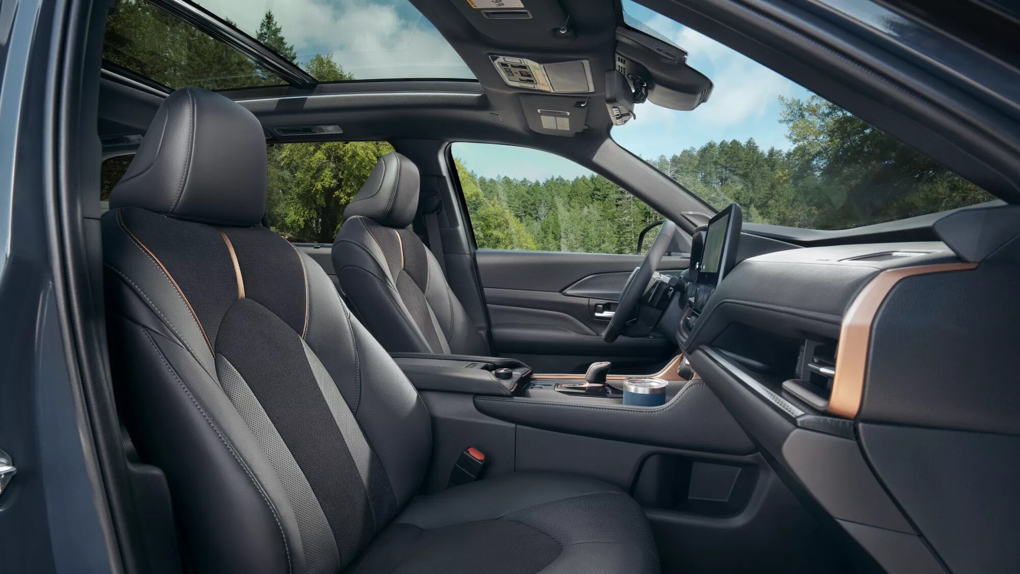 2025 Toyota Grand Highlander Hybrid Interior